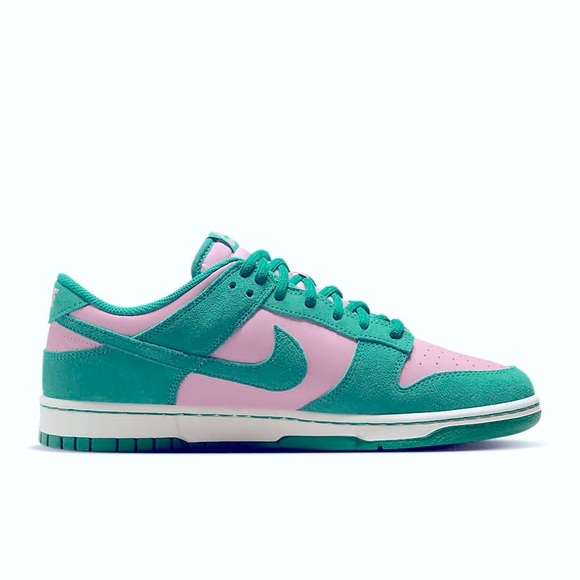 Nike Dunk Low Retro - Picture 3 of 7